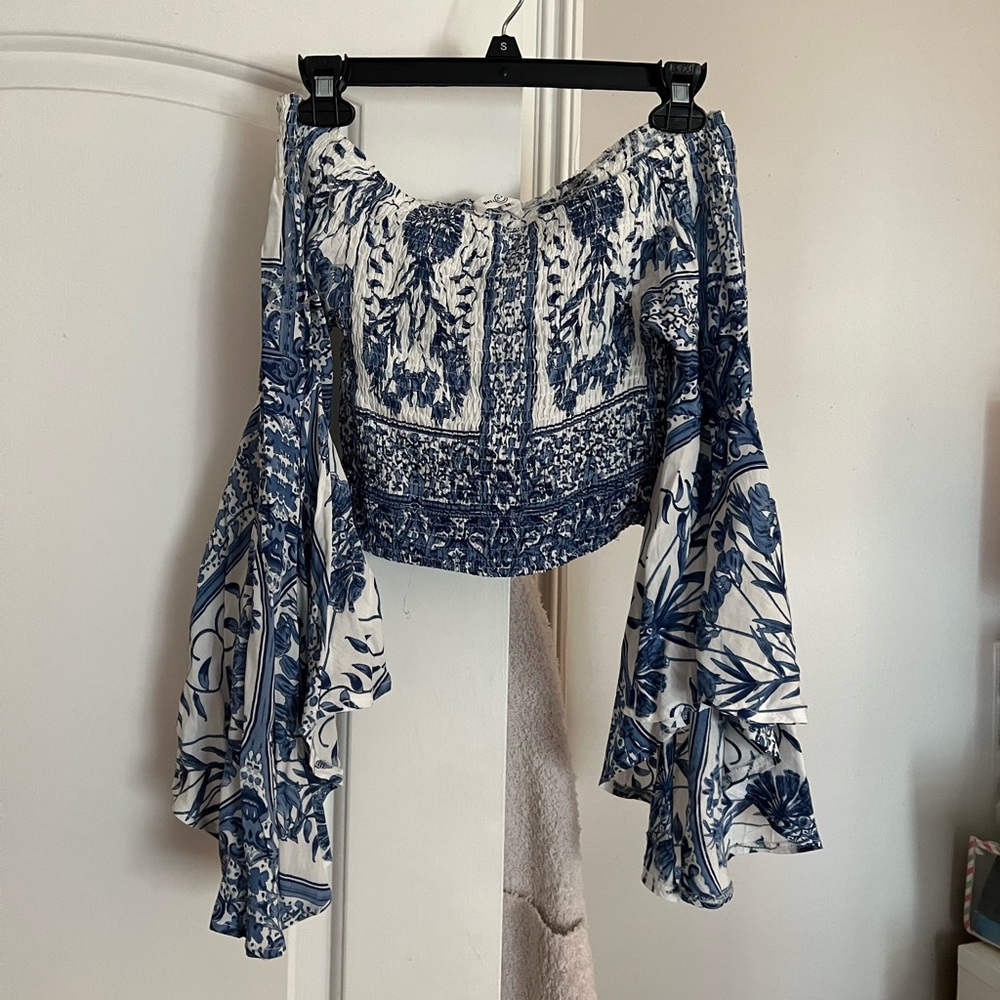 Cropped Belle Sleeve Top